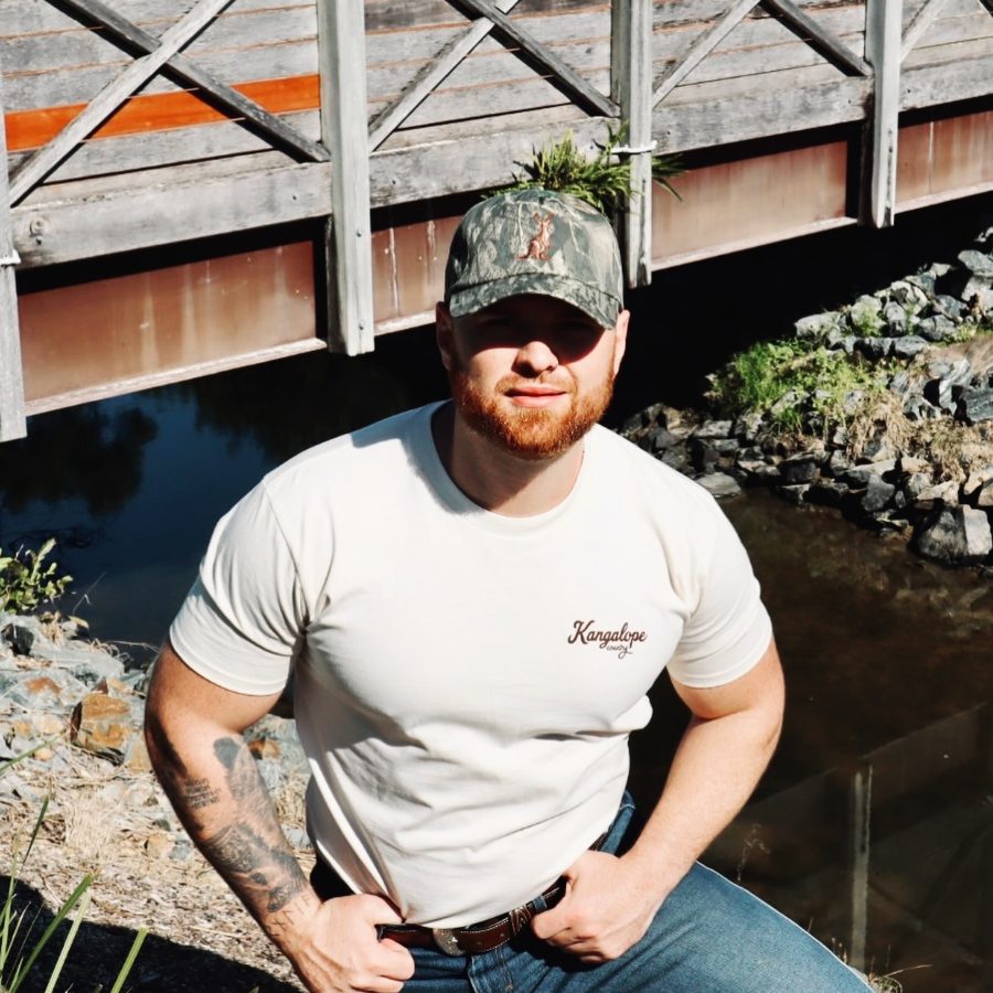 Man wearing kangalope camo hat